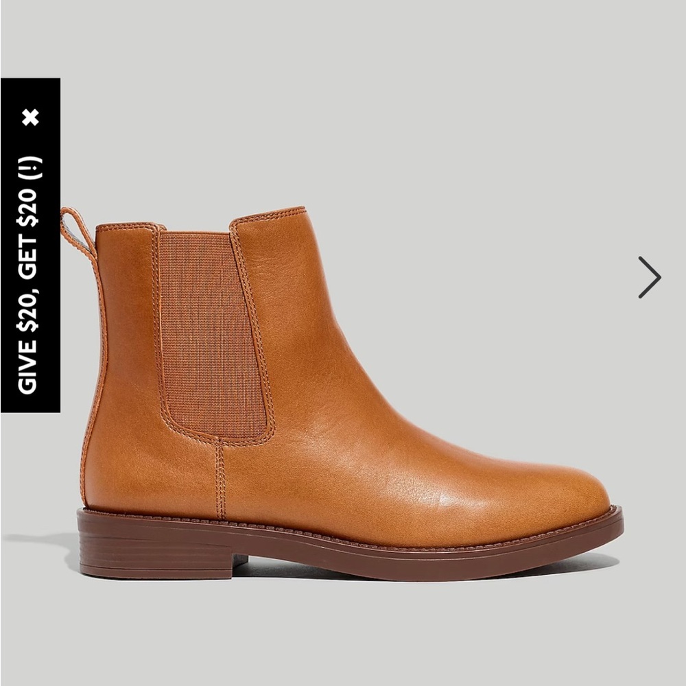 Madewell The Clearly Chelsea Boot in Leather - Picture 2 of 7